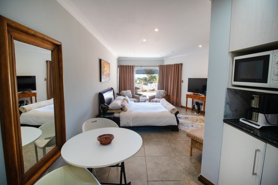 4 Bedroom Property for Sale in C Place Eastern Cape